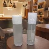 Custom Logo Accepted New Desgin 100ml 130ml Petg Plastic Bottle with Mixed Color Injection Cap for Lotion Cosmetic Packaging